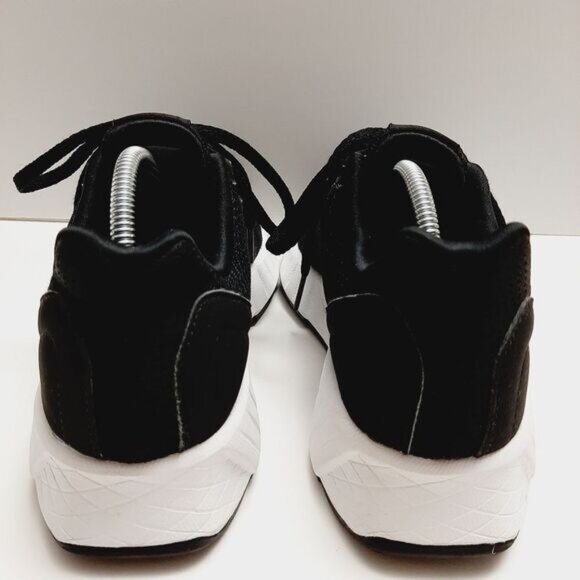 REEBOK / Athletic Running Shoes B&W Mesh Runners GW8702 Sz 8 - Picture 11 of 16